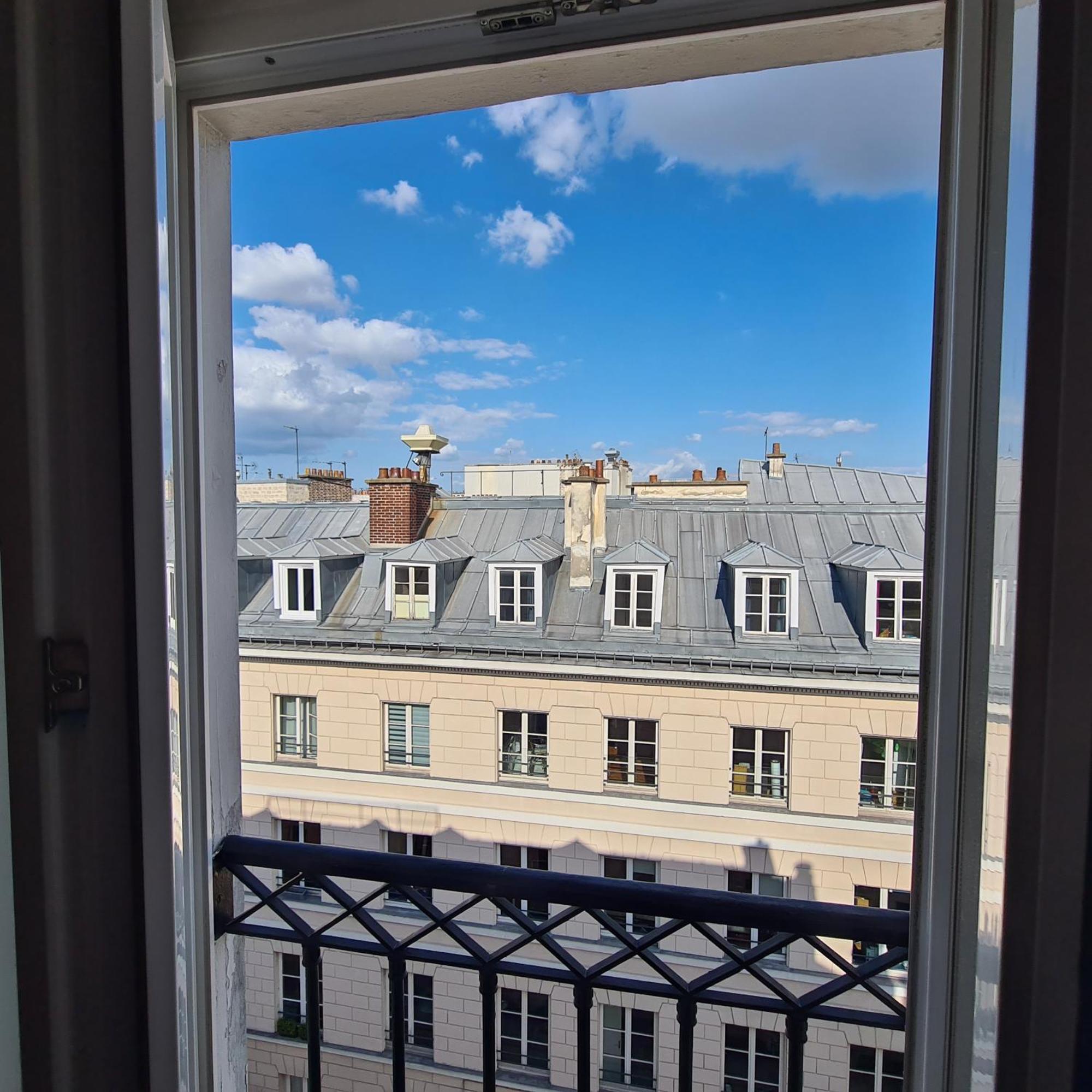 Hotel La Louisiane Paris Exterior photo