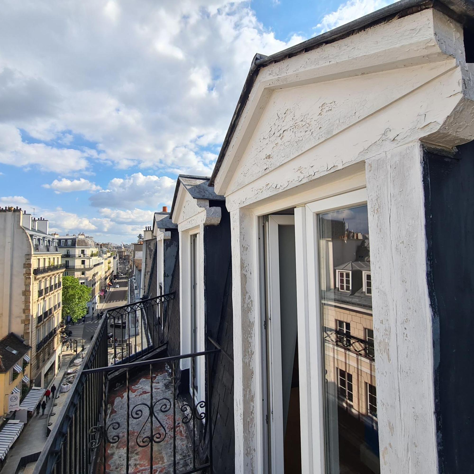 Hotel La Louisiane Paris Exterior photo